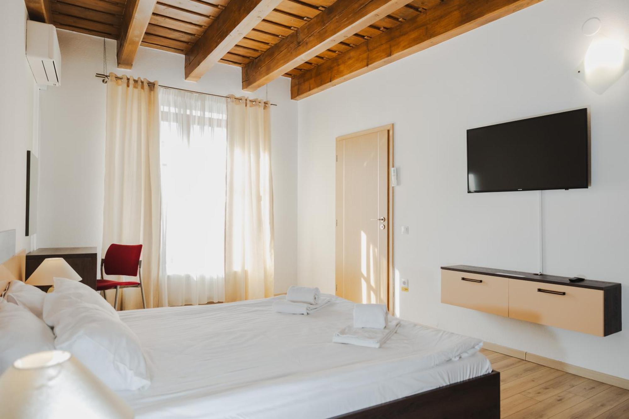 Casa Nicolae Luxury Suites Sibiu Esterno foto